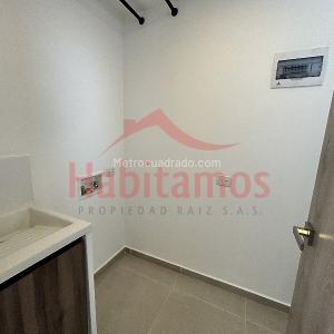 Apartamento de 3 alcobas en arriendo en El Poblado, Medellín, 124 m² · foto 5 de 20
