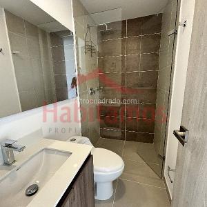 Apartamento de 3 alcobas en arriendo en El Poblado, Medellín, 124 m² · foto 13 de 20