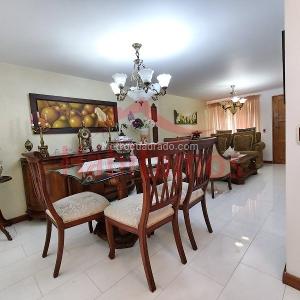 Casa de 3 alcobas en venta en Prados De Sabaneta, Sabaneta, 116 m² · foto 2 de 14