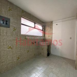 Apartamento en venta en Florida Nueva, Medellín · foto 4 de 10