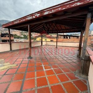 Apartamento en venta en Buenos Aires, Medellín · foto 15 de 16