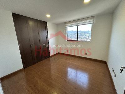 Apartamento de 3 alcobas en arriendo en El Diamante No. 2, Medellín, 125 m² · foto 10 de 15