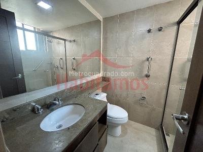 Apartamento de 3 alcobas en arriendo en El Diamante No. 2, Medellín, 125 m² · foto 15 de 15