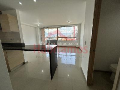 Apartamento de 3 alcobas en arriendo en El Poblado, Medellín, 105 m² · foto 2 de 16