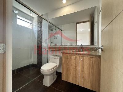 Apartamento de 3 alcobas en arriendo en El Poblado, Medellín, 105 m² · foto 16 de 16