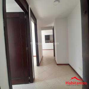 Apartamento de 3 alcobas en venta en Villas Del Carmen, Sabaneta, 65 m² · foto 2 de 11