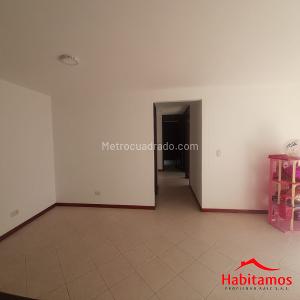 Apartamento de 3 alcobas en venta en Villas Del Carmen, Sabaneta, 65 m² · foto 4 de 11