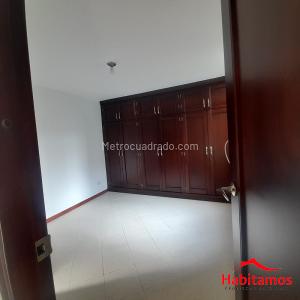 Apartamento de 3 alcobas en venta en Villas Del Carmen, Sabaneta, 65 m² · foto 6 de 11
