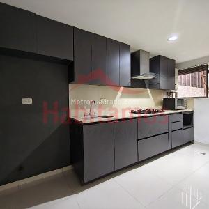 Casa de 3 alcobas en venta en El Chocho, Envigado, 166 m² · foto 3 de 20