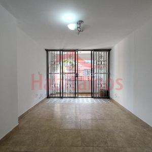 Apartamento en arriendo en Laureles, Medellín