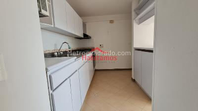 Apartamento en venta en El Poblado, Medellín · foto 6 de 20