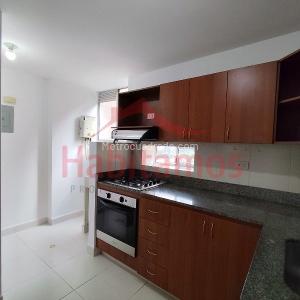 Apartamento de 3 alcobas en arriendo en Loma De Los Bernal, Medellín, 67 m² · foto 6 de 20