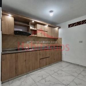 Casa de 3 alcobas en arriendo en La America, Medellín, 65 m² · foto 3 de 17