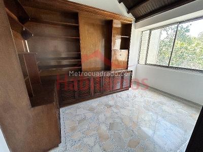 Apartamento de 4 alcobas en arriendo en El Poblado, Medellín, 120 m² · foto 5 de 14