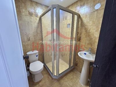 Apartamento de 4 alcobas en arriendo en El Poblado, Medellín, 120 m² · foto 6 de 14