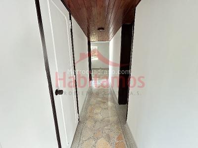 Apartamento de 4 alcobas en arriendo en El Poblado, Medellín, 120 m² · foto 7 de 14