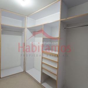 Apartamento en arriendo en Laureles, Medellín · foto 17 de 19