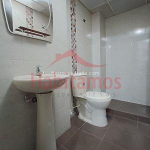 Apartamento en arriendo en Laureles, Medellín · foto 18 de 19