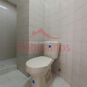 Apartamento en arriendo en Laureles, Medellín · foto 7 de 19