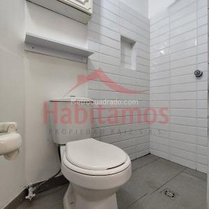 Apartamento de 2 alcobas en arriendo en Laureles, Medellín, 110 m² · foto 13 de 15
