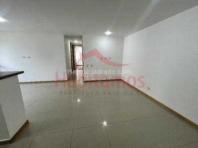 Apartamento de 3 alcobas en arriendo en El Poblado, Medellín, 75 m² · foto 3 de 16