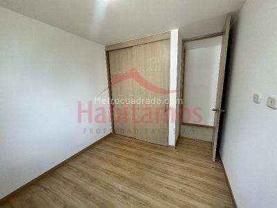 Apartamento de 3 alcobas en arriendo en El Poblado, Medellín, 75 m² · foto 11 de 16