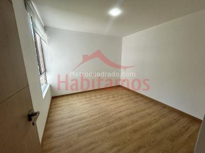Apartamento de 3 alcobas en arriendo en El Poblado, Medellín, 75 m² · foto 12 de 16