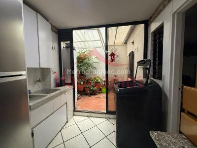 Apartamento de 3 alcobas en venta en Laureles, Medellín, 114 m² · foto 5 de 16