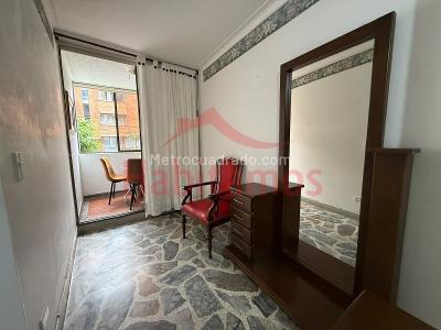 Apartamento de 3 alcobas en venta en Laureles, Medellín, 114 m² · foto 13 de 16