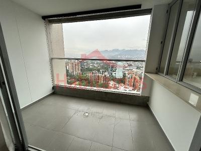 Apartamento de 3 alcobas en arriendo en El Poblado, Medellín, 105 m² · foto 5 de 17