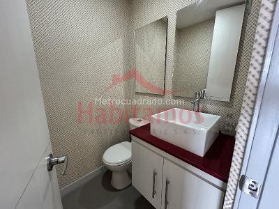 Apartamento de 3 alcobas en arriendo en El Poblado, Medellín, 105 m² · foto 7 de 17