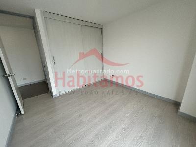 Apartamento de 3 alcobas en arriendo en El Poblado, Medellín, 105 m² · foto 12 de 17
