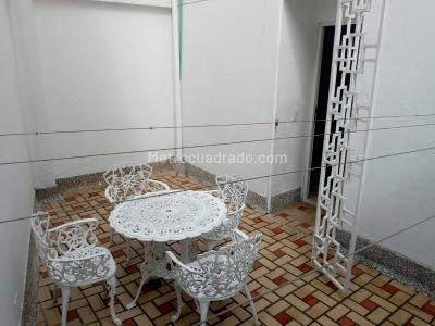 Apartamento de 2 alcobas en arriendo en Bolivariana, Medellín, 100 m² · foto 10 de 18