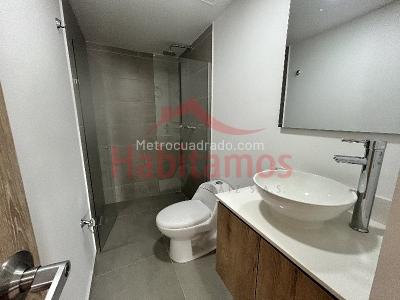 Apartamento de 3 alcobas en arriendo en La Florida, Medellín, 102 m² · foto 8 de 15
