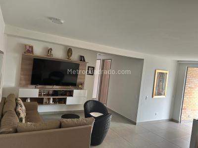 Apartamento de 3 alcobas en arriendo en Vereda San Jose, Sabaneta, 81 m² · foto 4 de 13