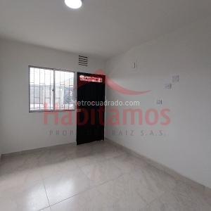 Apartamento de 2 alcobas en arriendo en San Martin De Porres, Medellín, 41 m² · foto 2 de 11