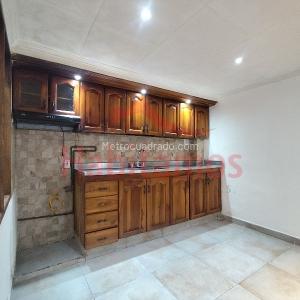 Casa de 5 alcobas en arriendo en Santa Monica, Medellín, 120 m² · foto 7 de 20