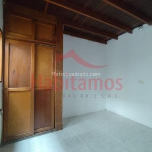 Casa de 5 alcobas en arriendo en Santa Monica, Medellín, 120 m² · foto 11 de 20
