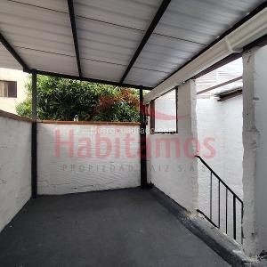 Casa de 5 alcobas en arriendo en Santa Monica, Medellín, 120 m² · foto 18 de 20