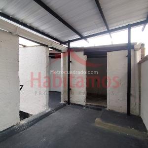 Casa de 5 alcobas en arriendo en Santa Monica, Medellín, 120 m² · foto 19 de 20