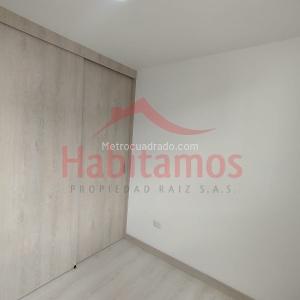 Apartamento de 3 alcobas en arriendo en Alto Del Medio, Rionegro, 56 m² · foto 9 de 15