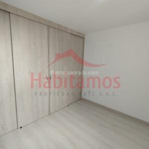 Apartamento de 3 alcobas en arriendo en Alto Del Medio, Rionegro, 56 m² · foto 10 de 15