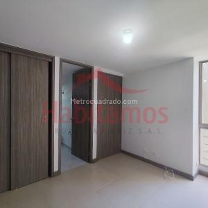 Apartamento de 2 alcobas en arriendo en La Castellana, Medellín, 78 m² · foto 15 de 20