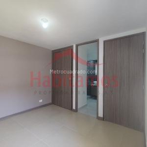 Apartamento de 2 alcobas en arriendo en La Castellana, Medellín, 78 m² · foto 16 de 20