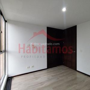 Apartamento de 2 alcobas en arriendo en Conquistadores, Medellín, 86 m² · foto 7 de 20