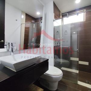 Apartamento de 2 alcobas en arriendo en Conquistadores, Medellín, 86 m² · foto 8 de 20