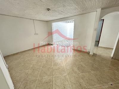 Casa de 5 alcobas en arriendo en Santa Fé, Medellín, 150 m² · foto 3 de 18