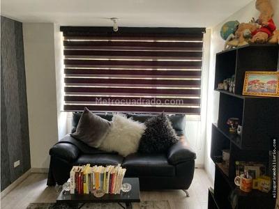 Apartamento en venta en Laureles, Medellín · foto 8 de 17
