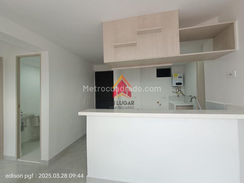 Apartamento de 2 Alcobas en Barrio Cristóbal (Unidad Cerrada) - 4
