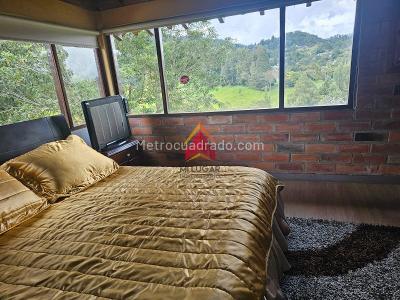 Casa de 4 alcobas en venta en El Escobero, Envigado, 1000 m² · foto 5 de 20